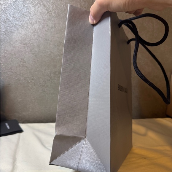 Balenciaga gift bag - Picture 4 of 8